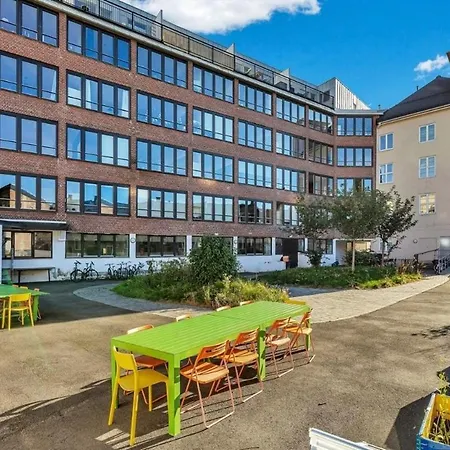 The Nest - Feels Like - Quiet And Bright Apartment