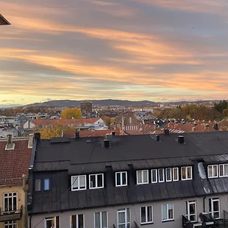 The Nest - Feels Like - Quiet And Bright * Oslo